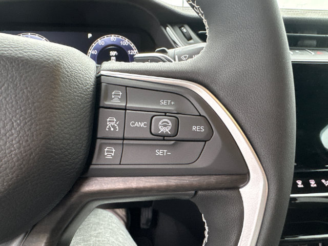 New 2027 Jeep Grand Cherokee Altitude AWD/4WD image 18
