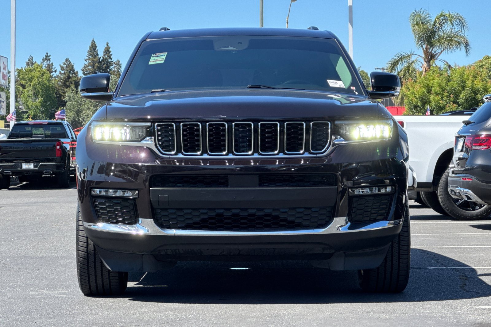 Used 2022 Jeep Grand Cherokee L Limited RWD image 10