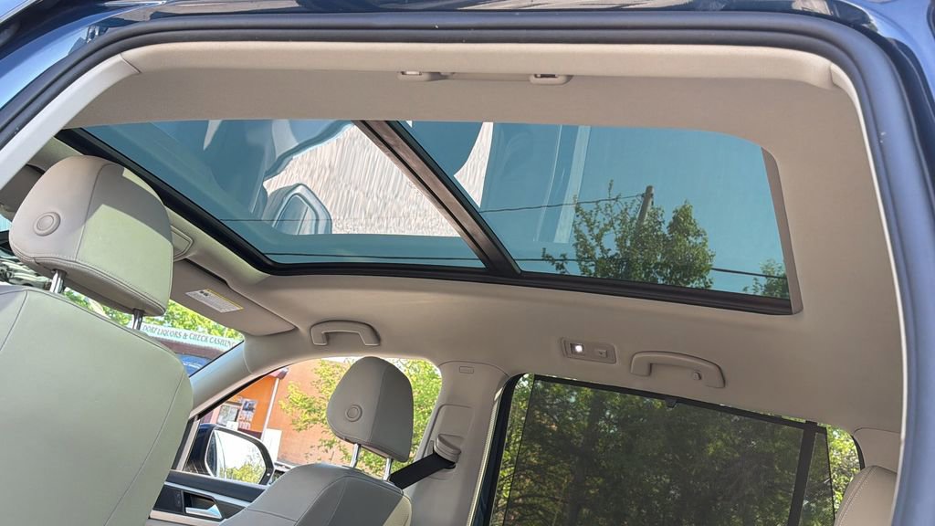 Certified 2022 Volkswagen Atlas SE AWD/4WD image 19