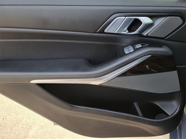 Used 2024 BMW X7 xDrive40i image 13