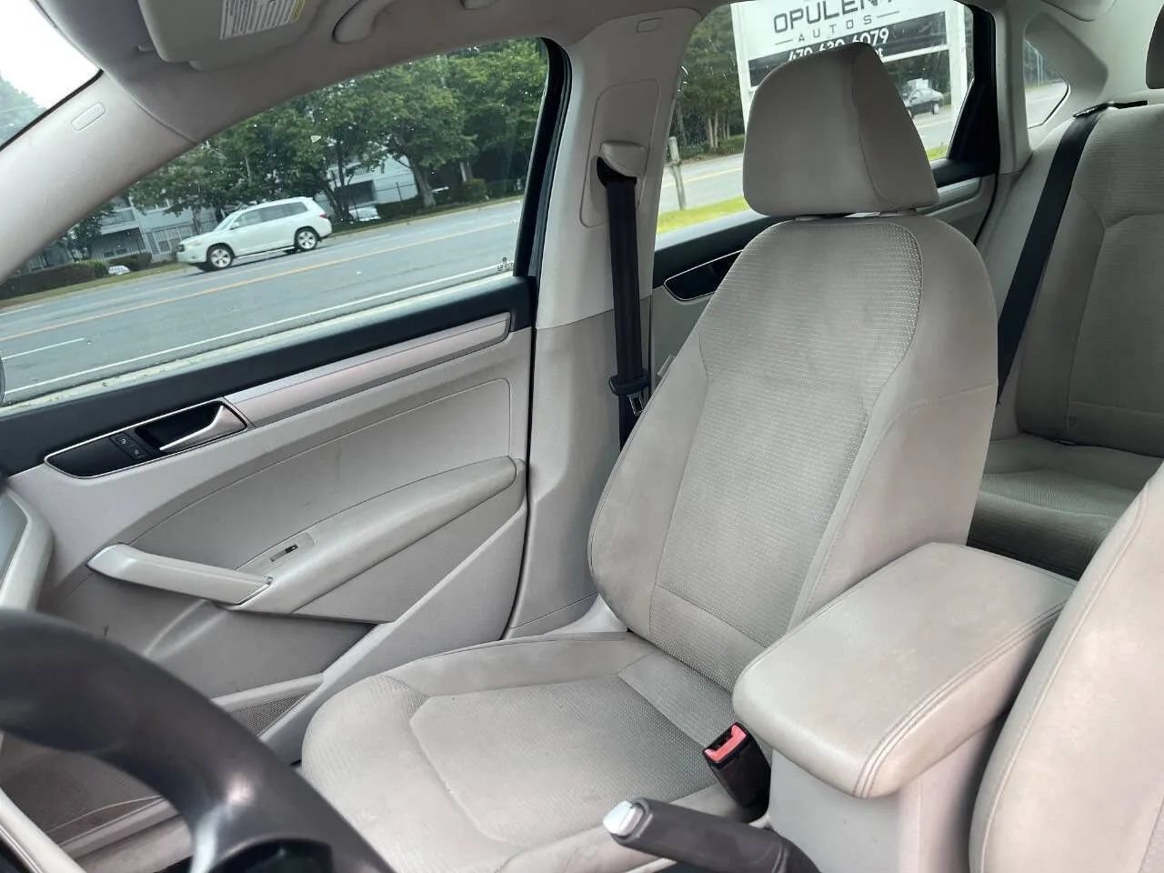 Used 2018 Volkswagen Passat 2.0T S w/ Driver Assistance Package FWD image 13