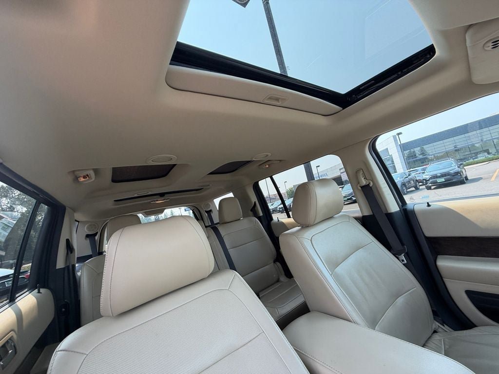Used 2017 Ford Flex Limited w/ Equipment Group 303A AWD/4WD image 27