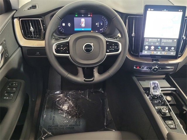 New 2026 Volvo XC60 B5 Plus w/ Protection Package Premier image 7