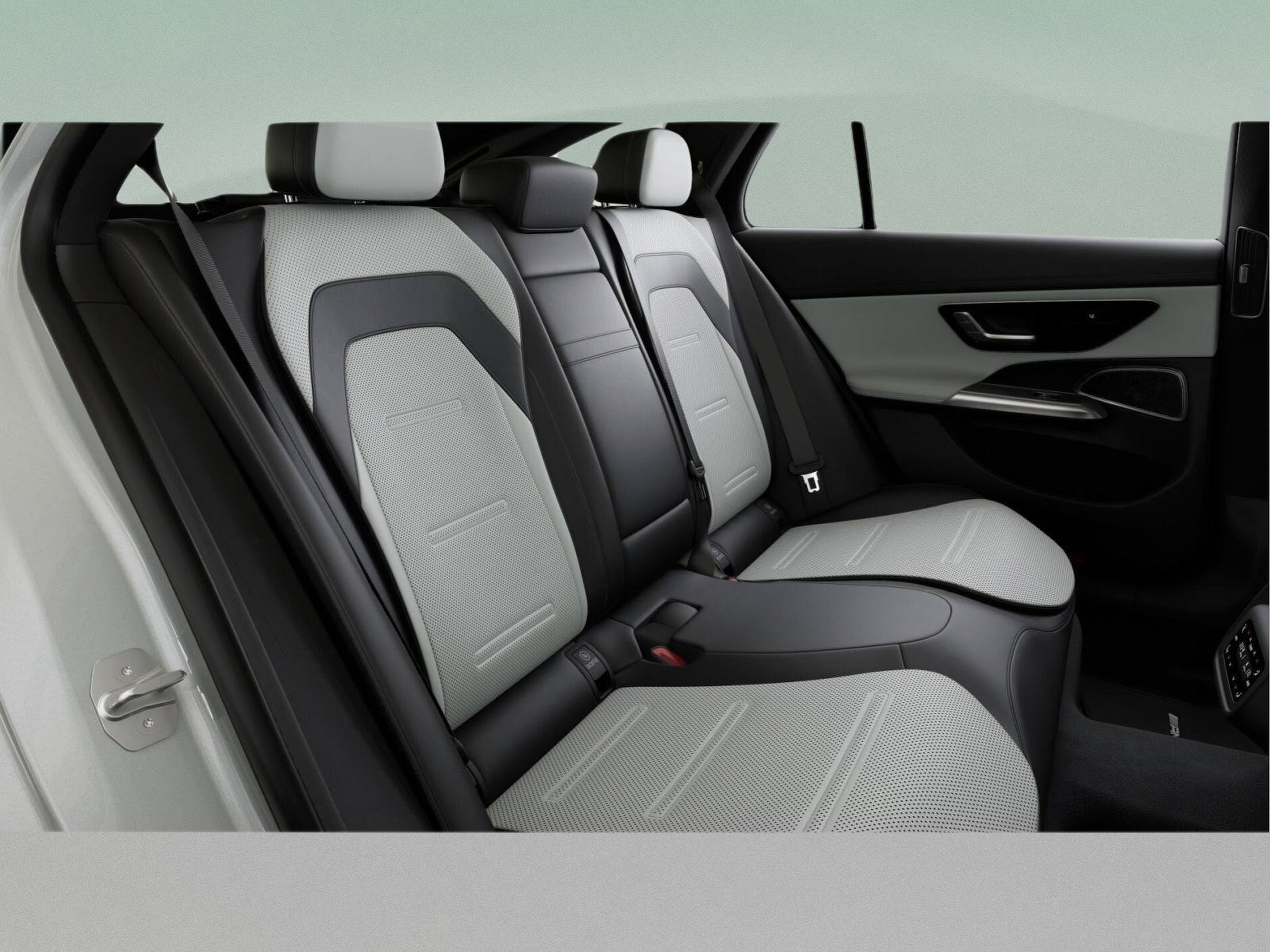 New 2026 Mercedes-Benz E 53 AMG e 4MATIC Wagon image 41