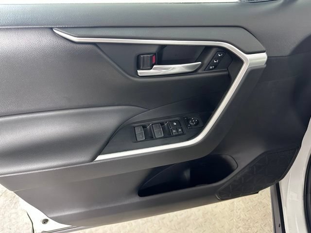 Used 2023 Toyota RAV4 XLE Premium AWD/4WD image 19