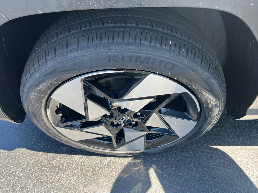 Used 2025 Hyundai Kona Limited AWD/4WD image 49