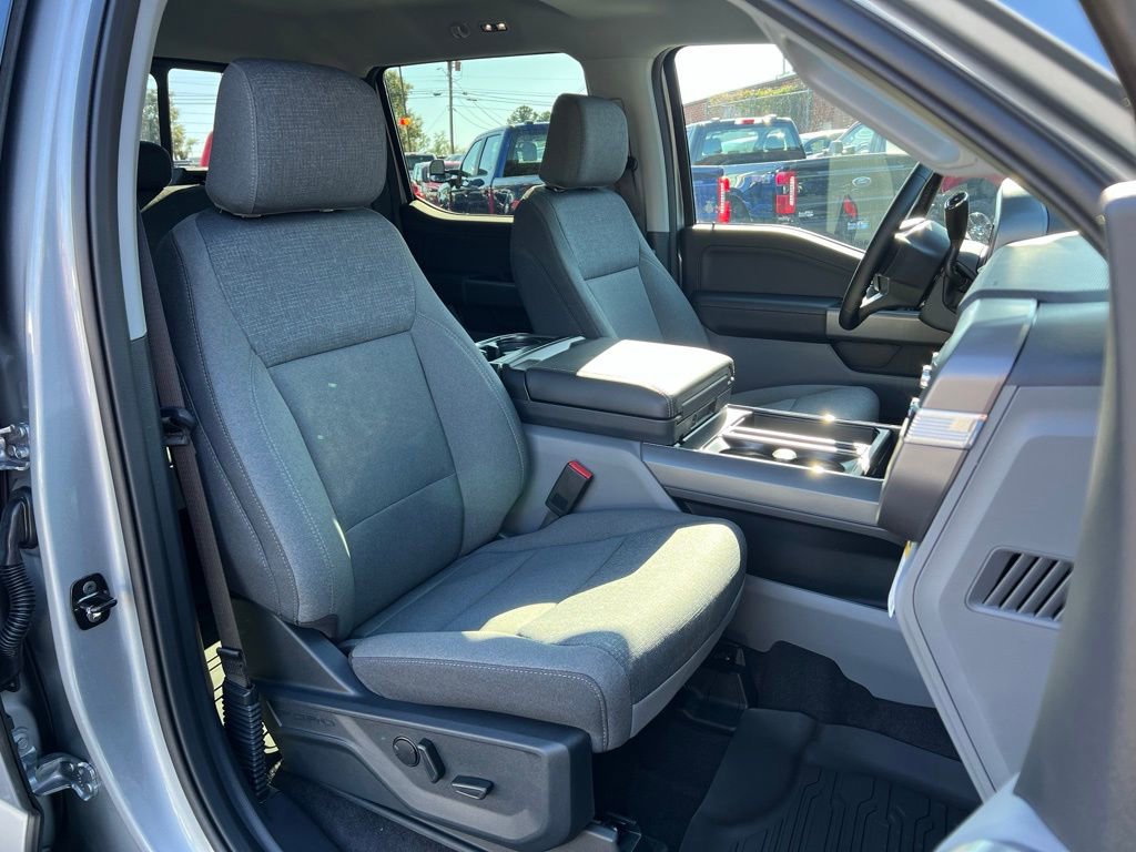 New 2026 Ford F150 XLT w/ Equipment Group 302A MID image 19