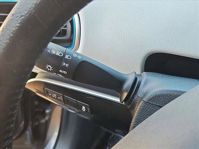 Used 2016 Toyota Prius Three FWD image 15