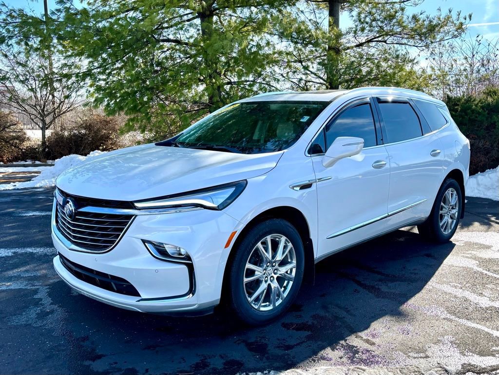 Used 2023 Buick Enclave Premium w/ Experience Buick Package image 3