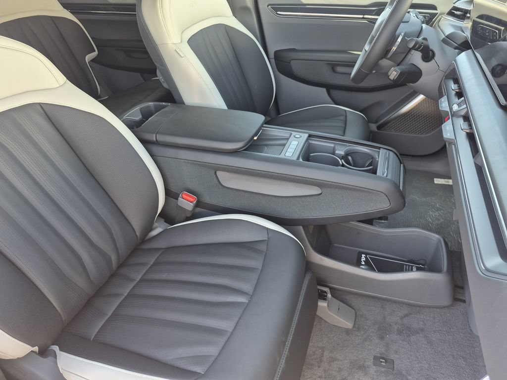 New 2026 Kia EV9 GT-Line AWD/4WD image 17
