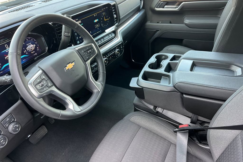 Used 2026 Chevrolet Silverado 1500 LT image 12