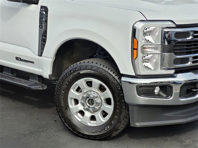 Used 2024 Ford F250 XLT w/ FX4 Off-Road Package image 12