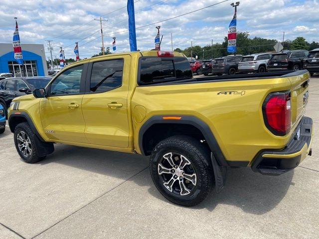 Used 2023 GMC Canyon AT4 w/ Technology Package AWD/4WD image 4