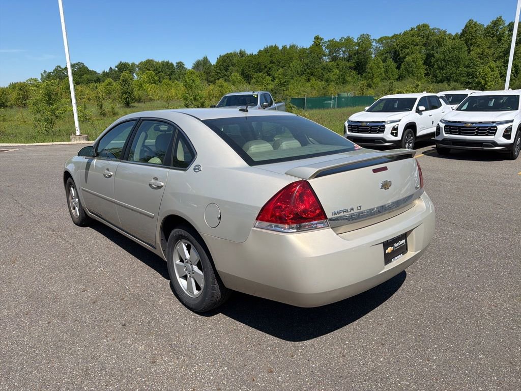 Used 2008 Chevrolet Impala LT w/ Luxury Edition Package FWD image 7