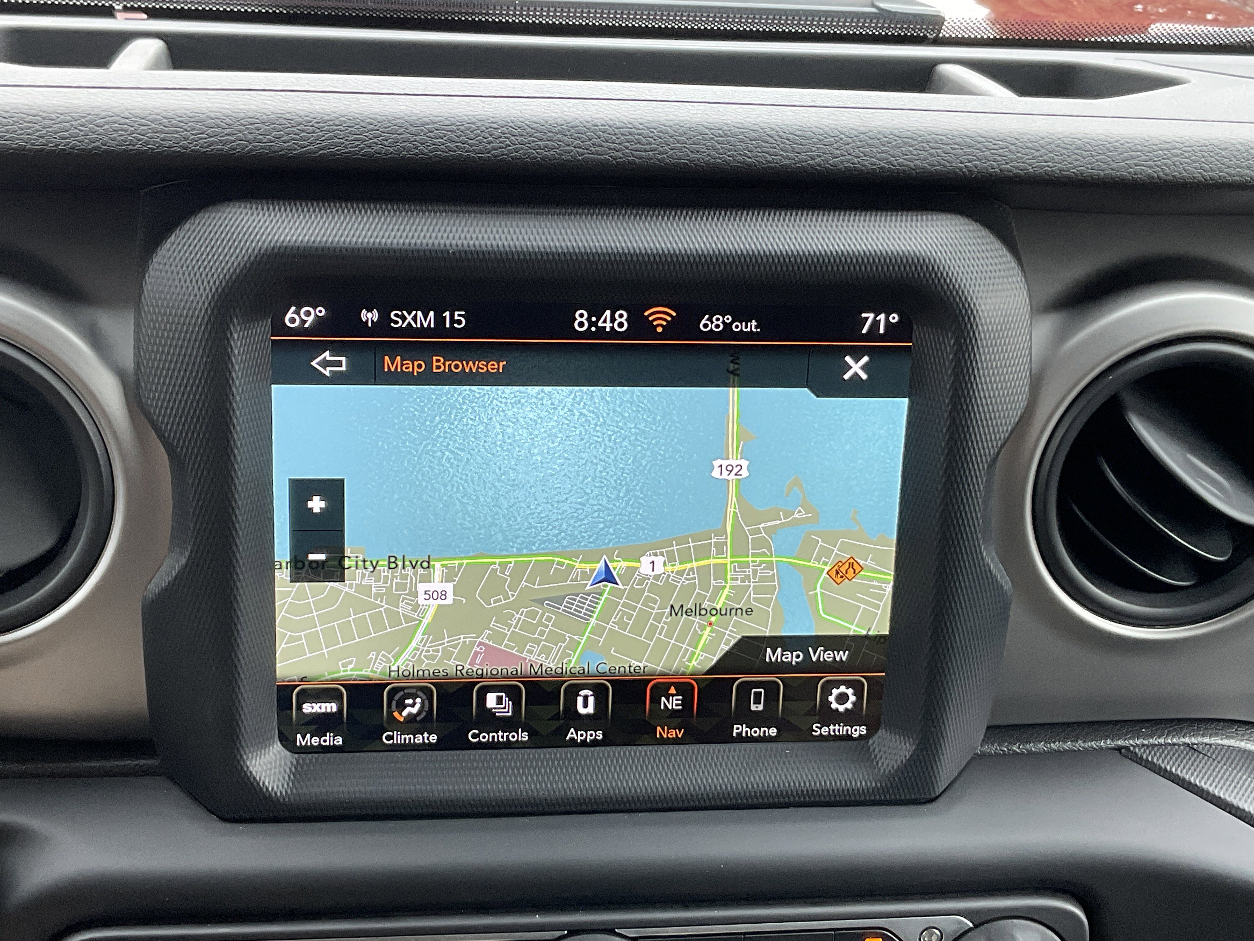 Used 2021 Jeep Wrangler Sport image 19