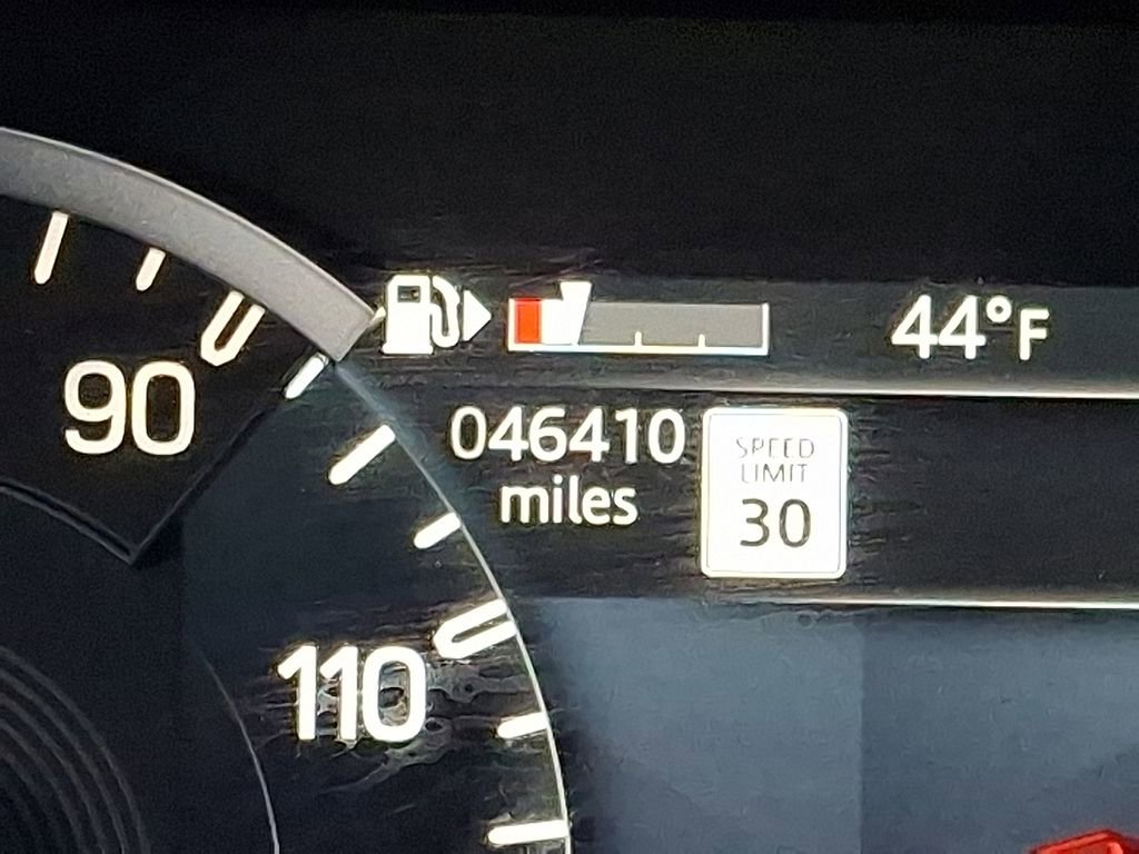 Used 2023 Land Rover Defender 110 X-Dynamic SE image 21