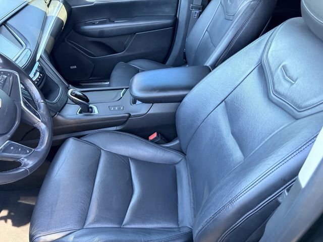 Used 2018 Cadillac XT5 Luxury w/ Driver Awareness Package image 6