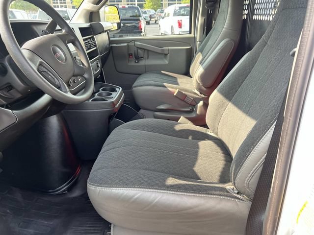 Used 2025 GMC Savana 2500 w/ Driver Convenience Package RWD image 18