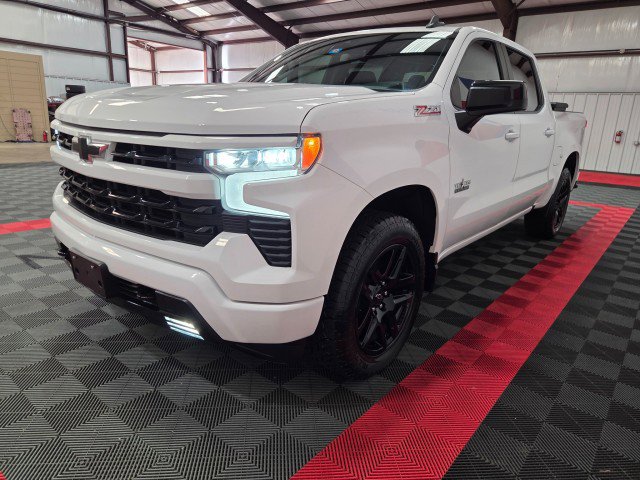 Used 2022 Chevrolet Silverado 1500 RST AWD/4WD image 22