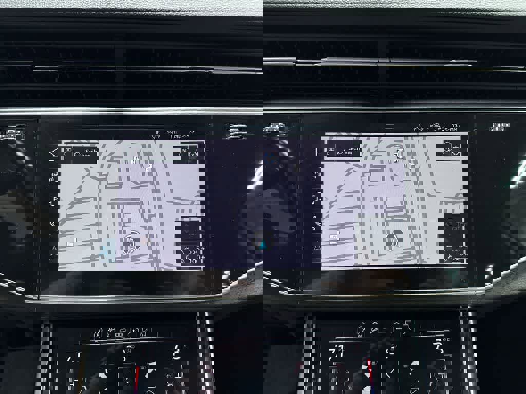 Used 2022 Audi Q7 2.0T Premium w/ Convenience Package image 21