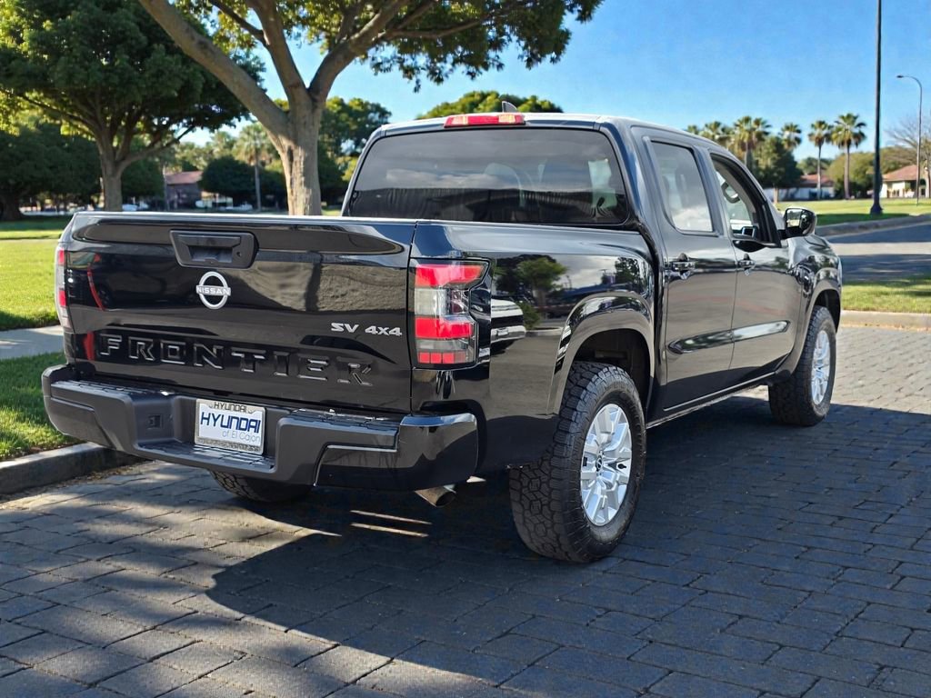 Used 2023 Nissan Frontier SV AWD/4WD image 5
