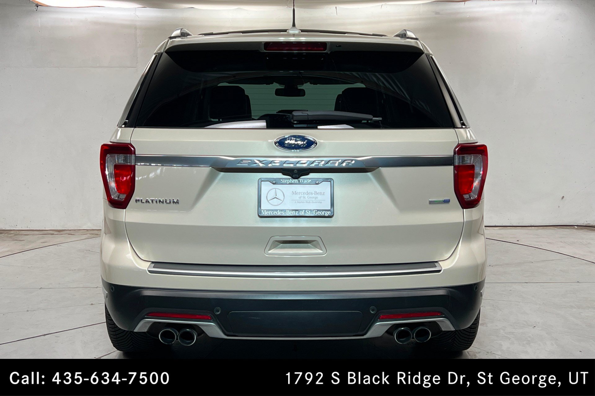 Used 2018 Ford Explorer Platinum AWD/4WD image 4