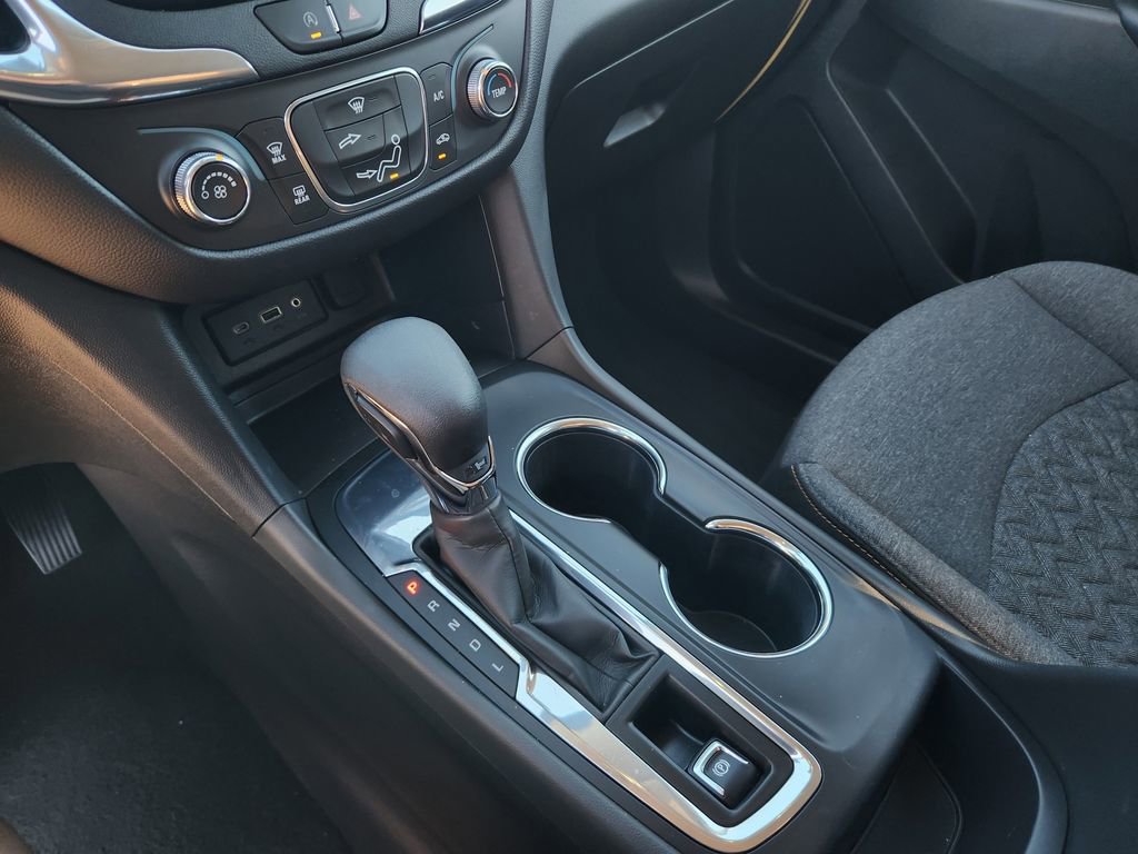 Used 2022 Chevrolet Equinox LT image 23