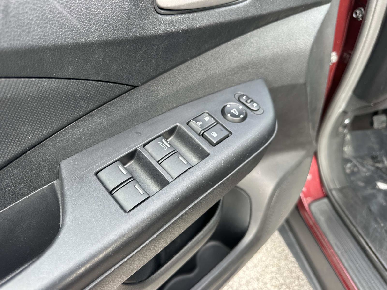 Used 2016 Honda CR-V SE image 18