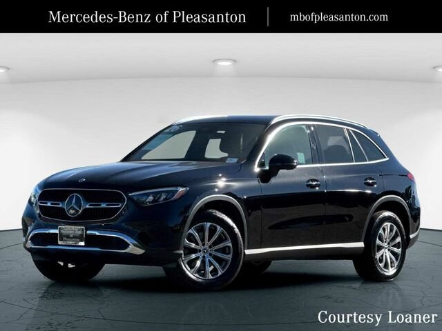 Certified 2026 Mercedes-Benz GLC 300 4MATIC image 1