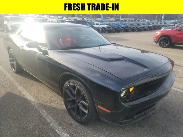 Used 2019 Dodge Challenger SXT w/ Blacktop Package image 1
