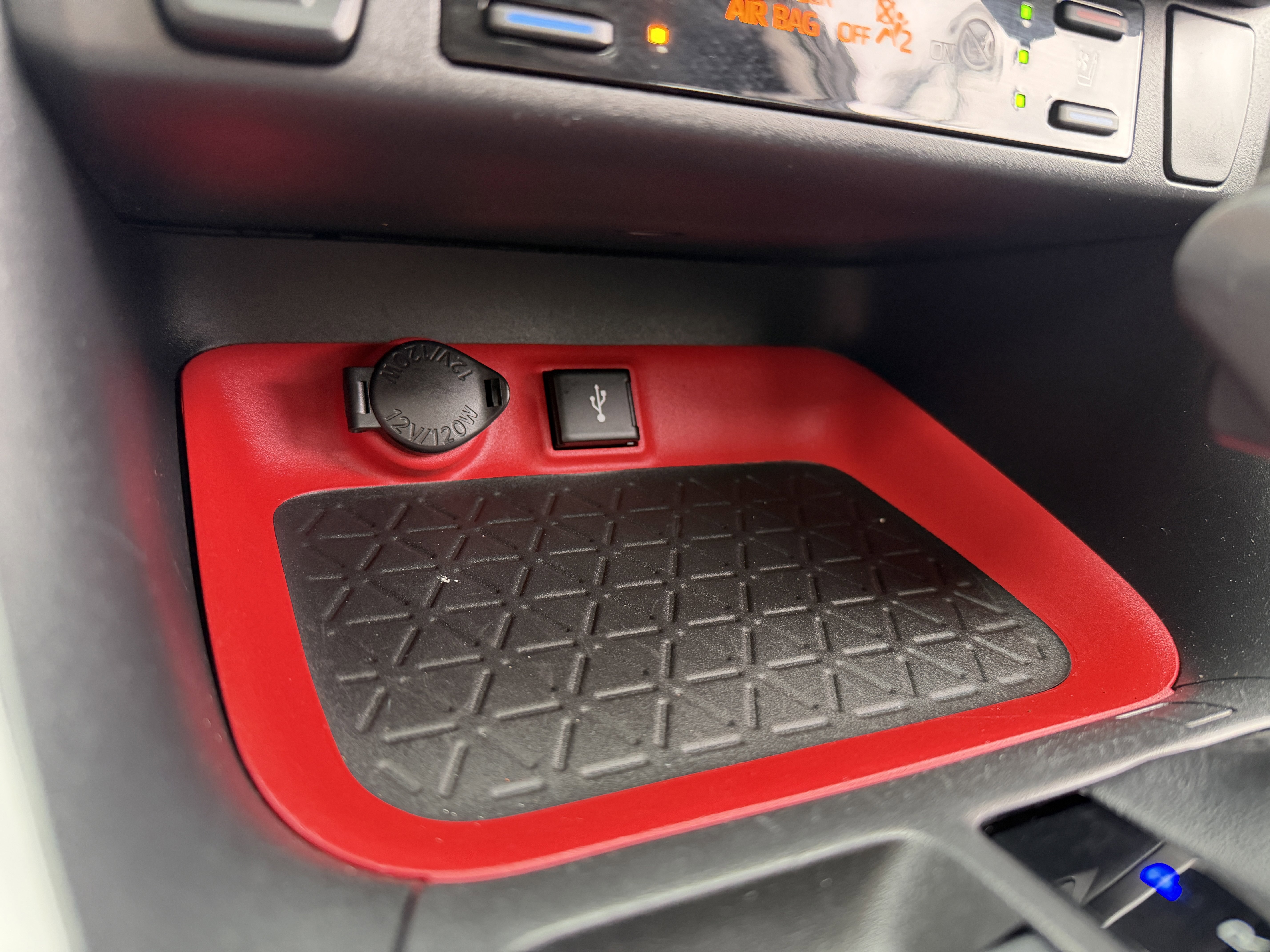 Used 2022 Toyota RAV4 TRD Off-Road image 40