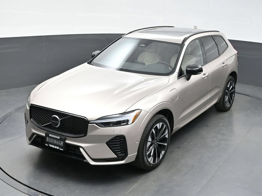 New 2026 Volvo XC60 T8 Plus w/ Protection Package Premier AWD/4WD image 30