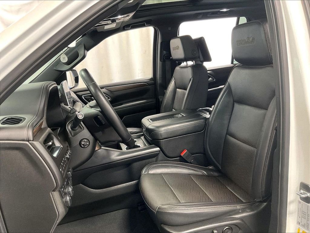 Used 2024 Chevrolet Tahoe High Country w/ Advanced Technology Package AWD/4WD image 10