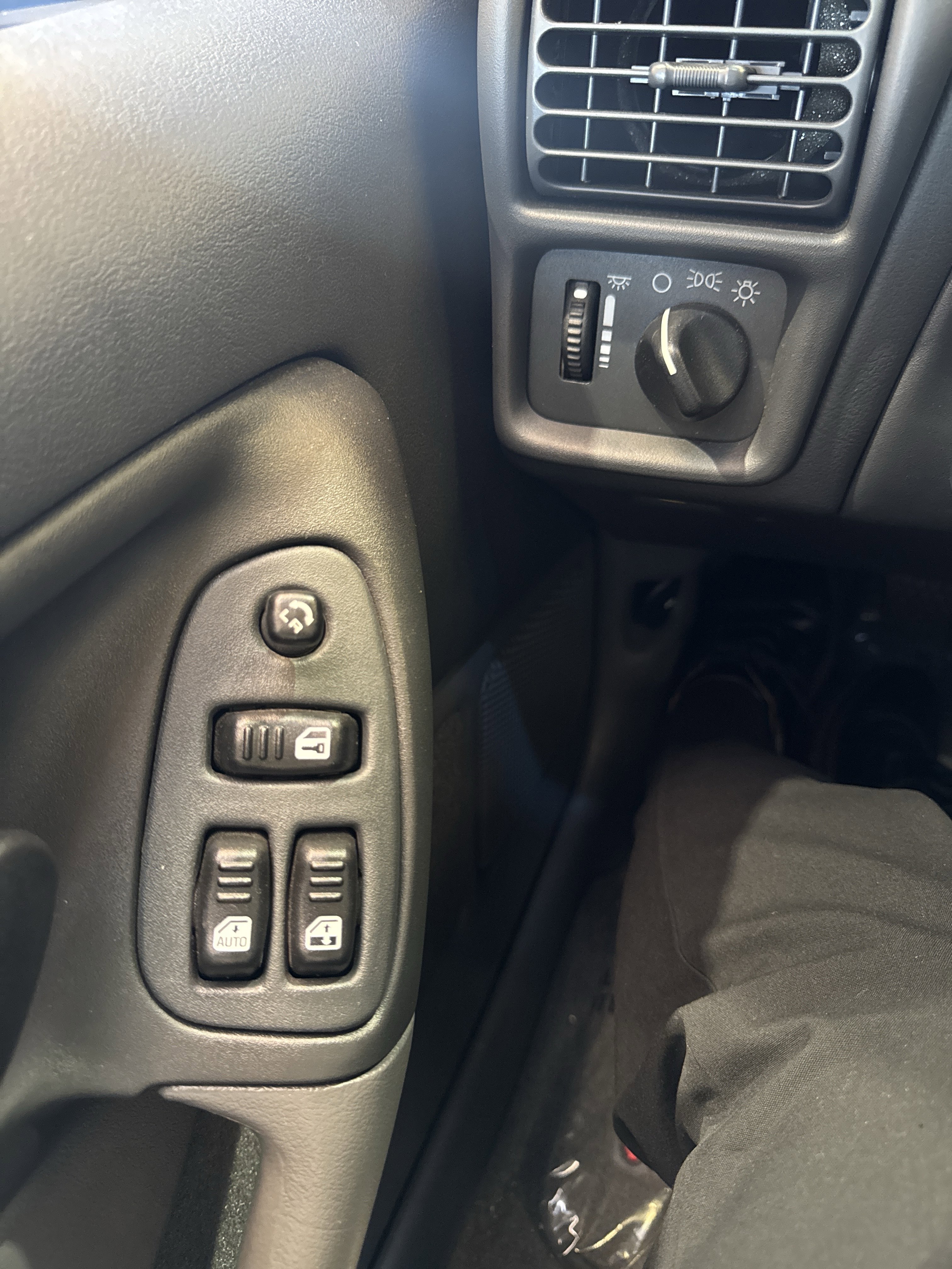 Used 1997 Chevrolet Camaro SS w/ SS Alteration Pkg image 27