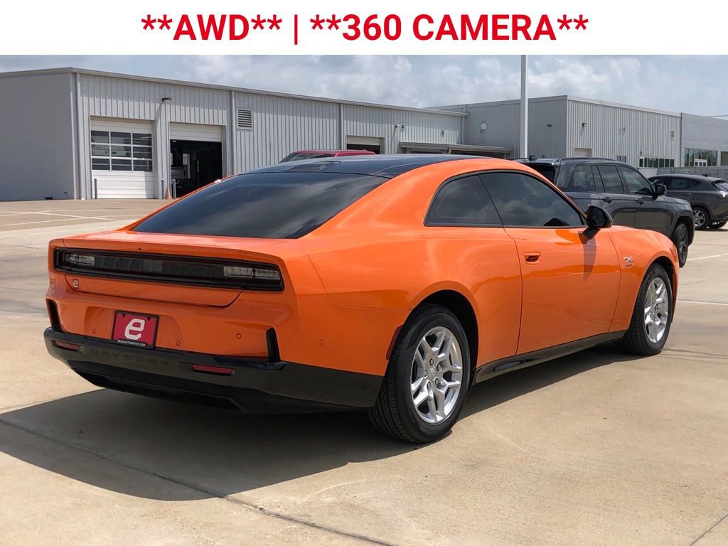 Used 2025 Dodge Charger Daytona R/T w/ Sun & Sound Package AWD/4WD image 9
