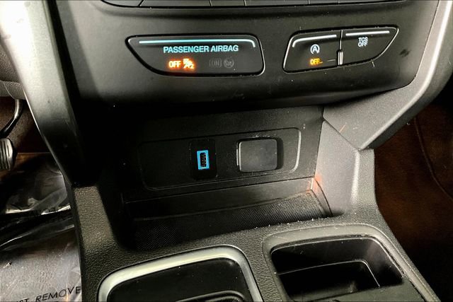 Used 2019 Ford Escape SEL image 32