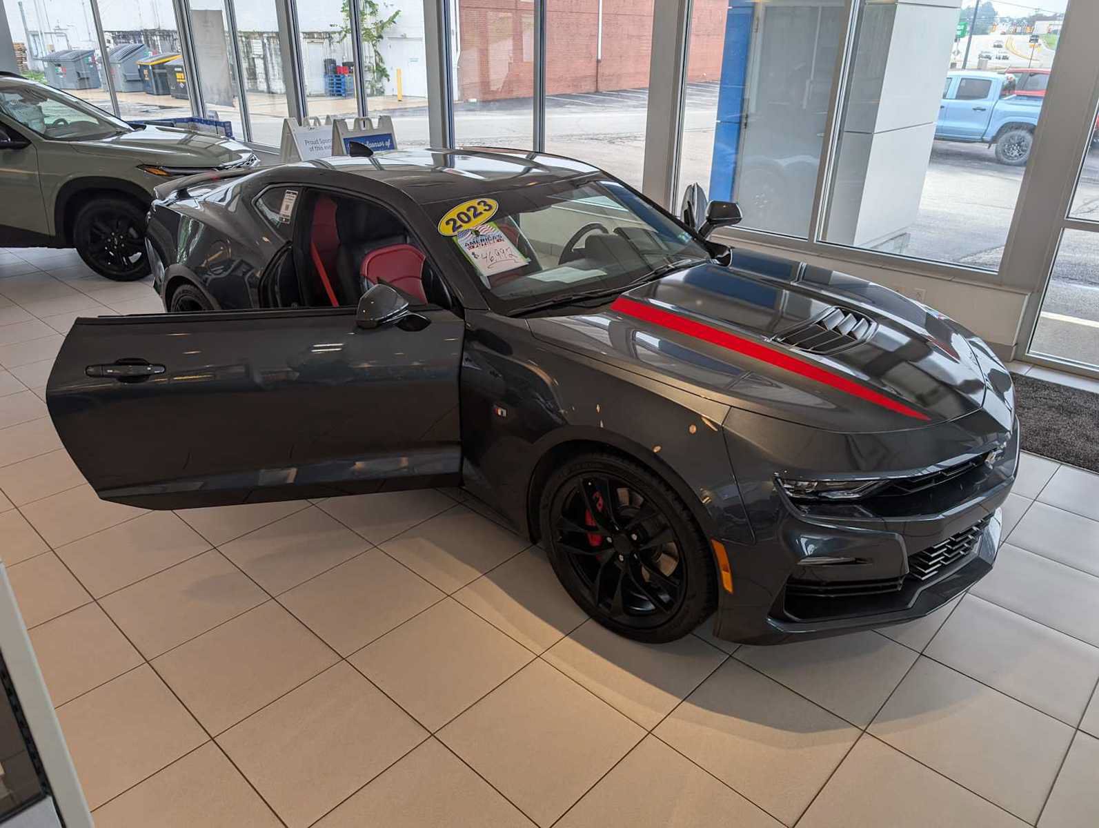 Used 2023 Chevrolet Camaro SS RWD image 14