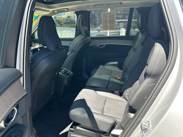 Certified 2025 Volvo XC90 B5 Plus AWD/4WD image 17