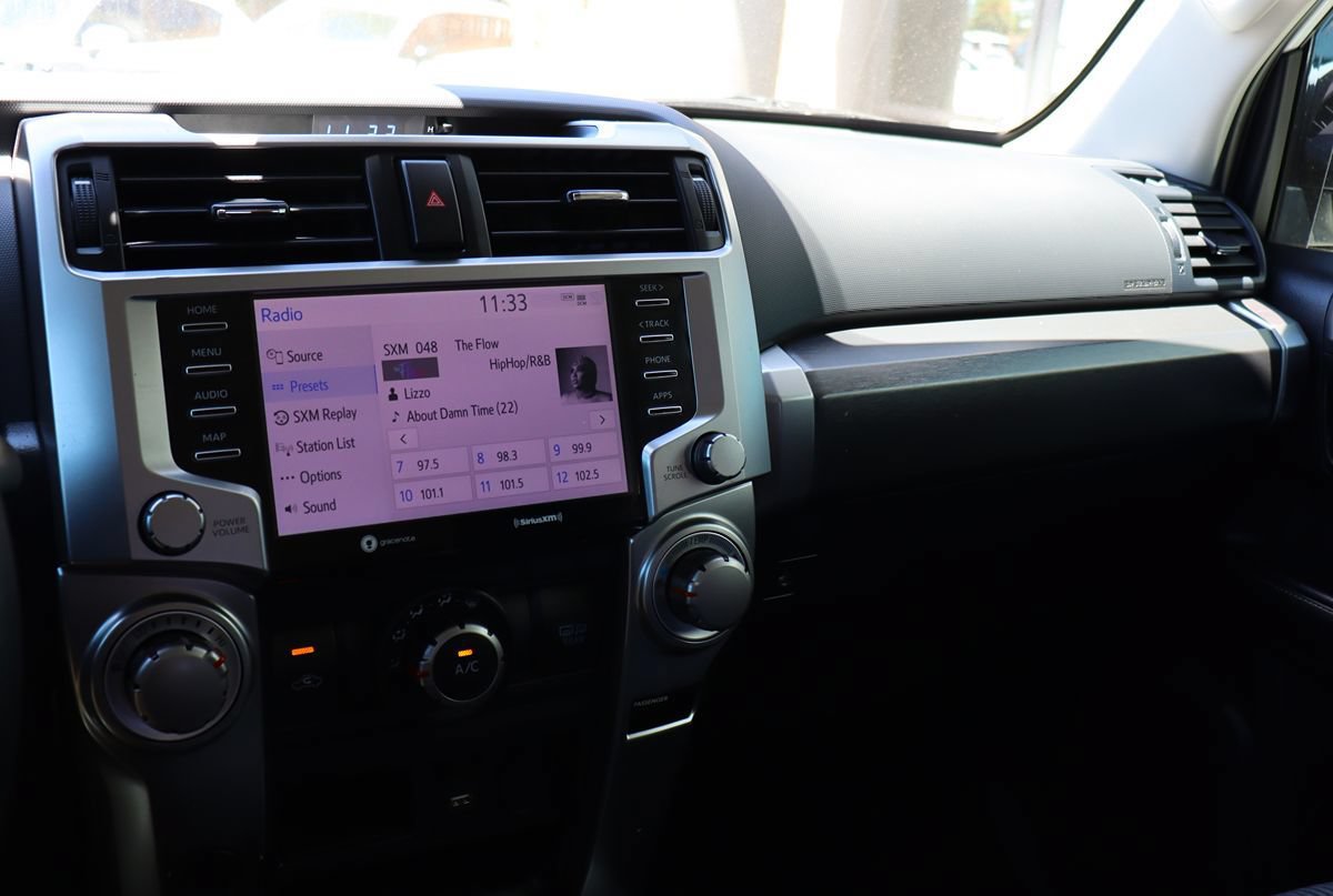 Used 2022 Toyota 4Runner SR5 AWD/4WD image 43