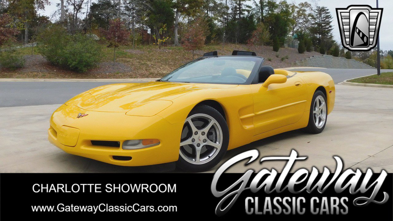 Used 2000 Chevrolet Corvette Convertible w/ Memory Pkg video 1