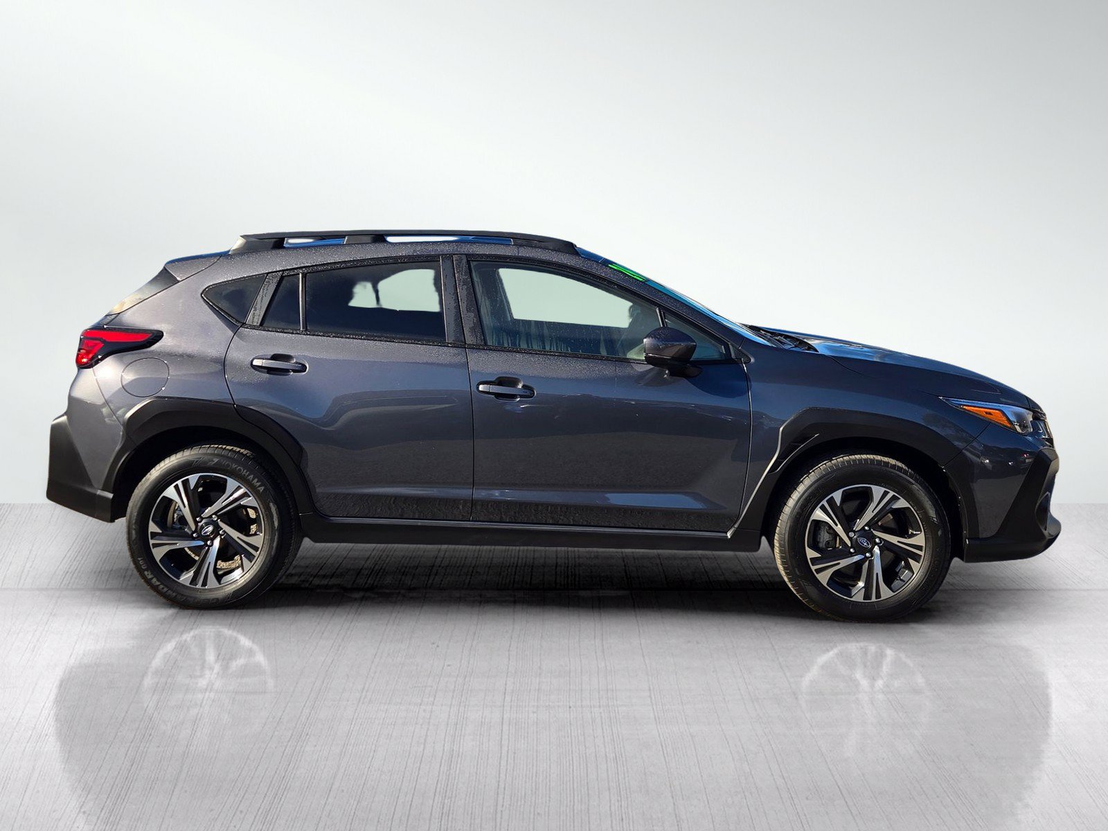 Used 2024 Subaru Crosstrek 2.0i Premium AWD/4WD image 3