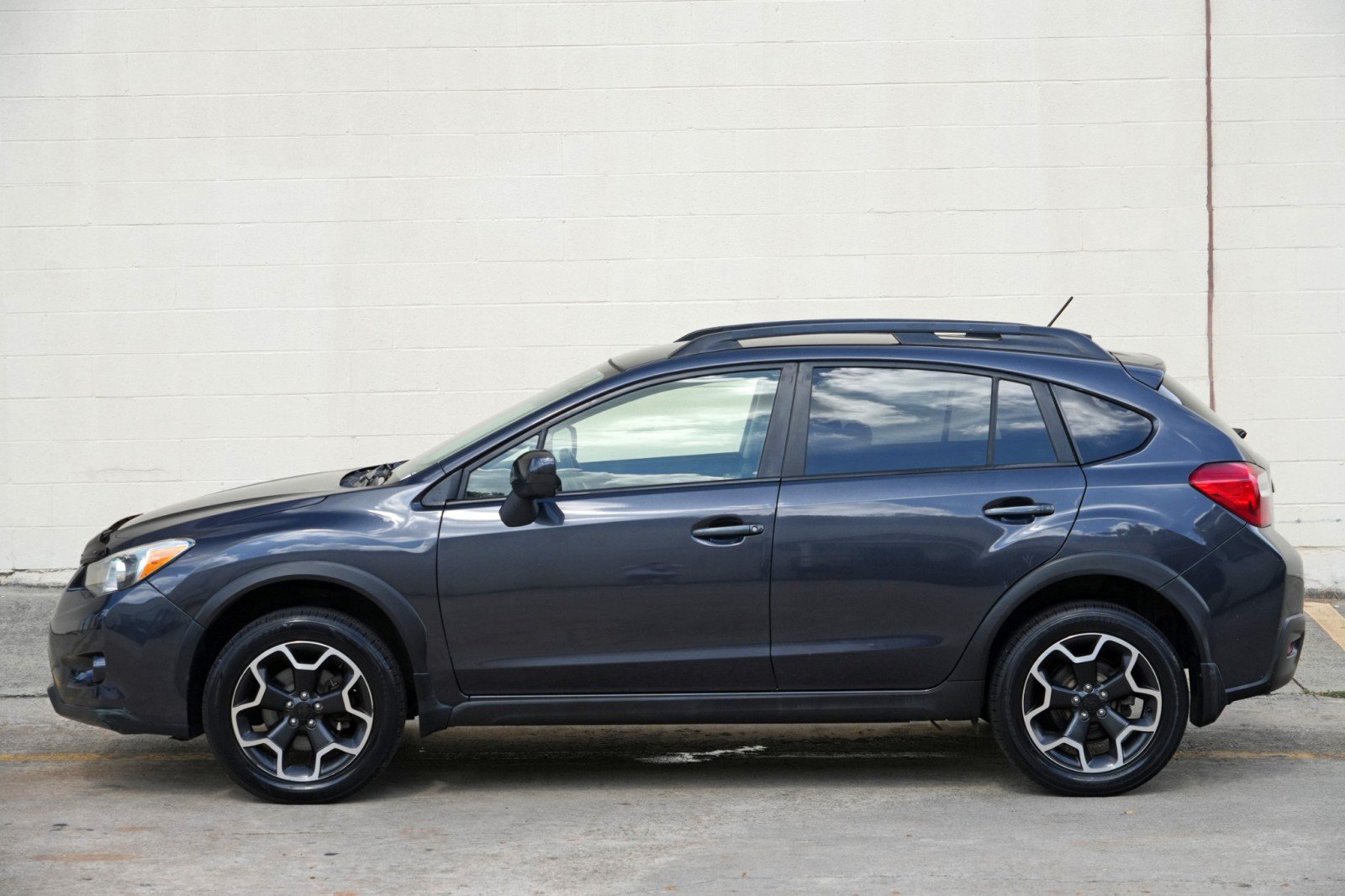Used 2013 Subaru Crosstrek 2.0i Premium AWD/4WD image 39