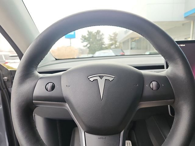 Used 2022 Tesla Model Y Performance image 20
