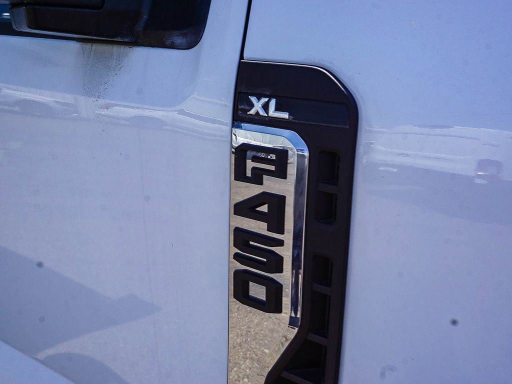 New 2024 Ford F450 XL w/ XL Chrome Package RWD image 12
