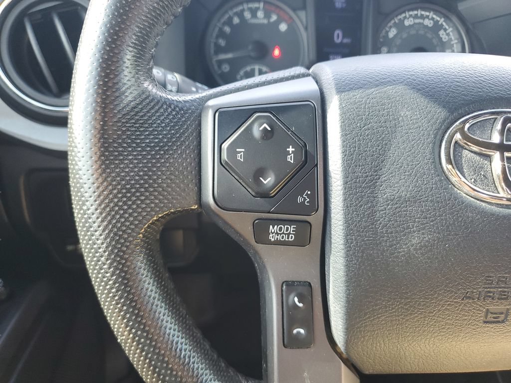 Certified 2020 Toyota Tacoma TRD Sport AWD/4WD image 18