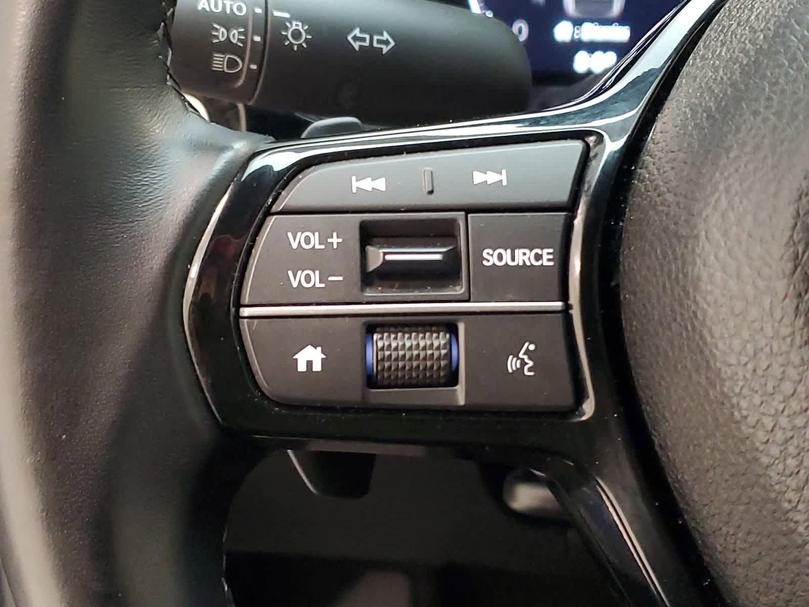 Certified 2025 Honda Civic Sport image 10