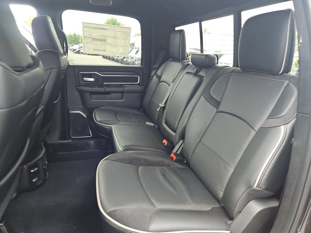 New 2026 RAM 2500 Laramie AWD/4WD image 14