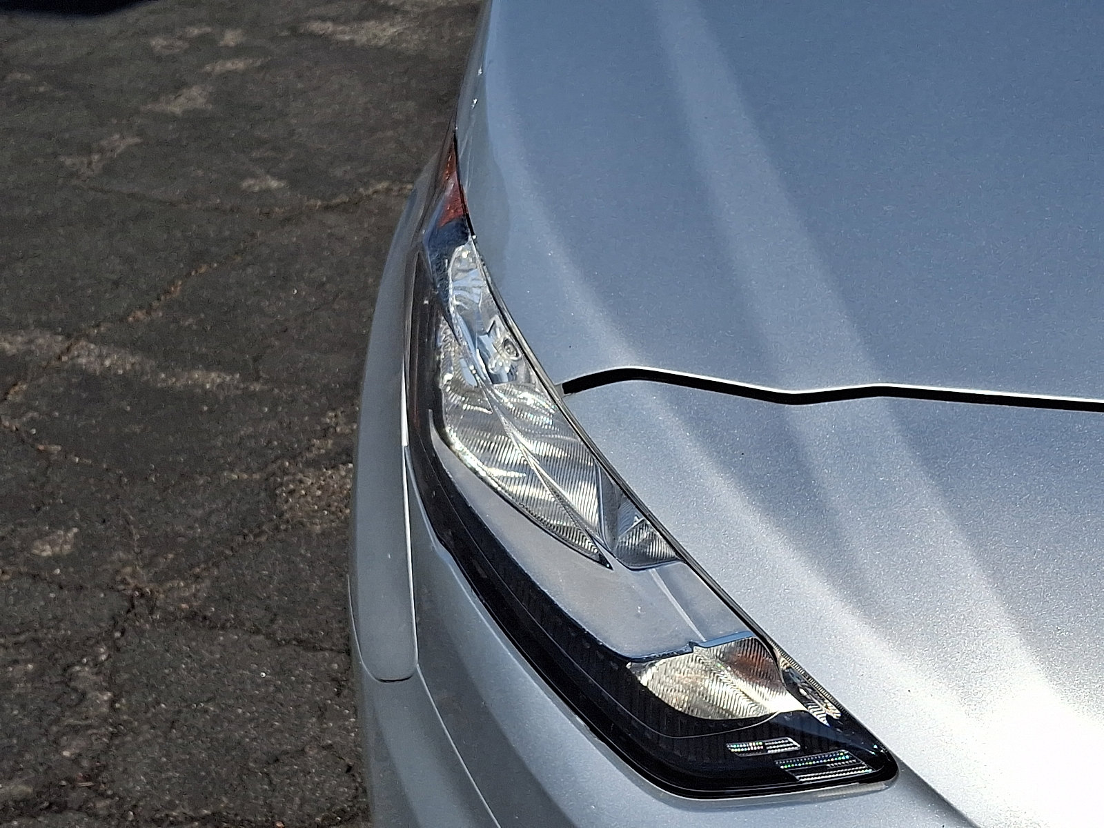 Used 2022 Ford Transit Connect XLT image 13