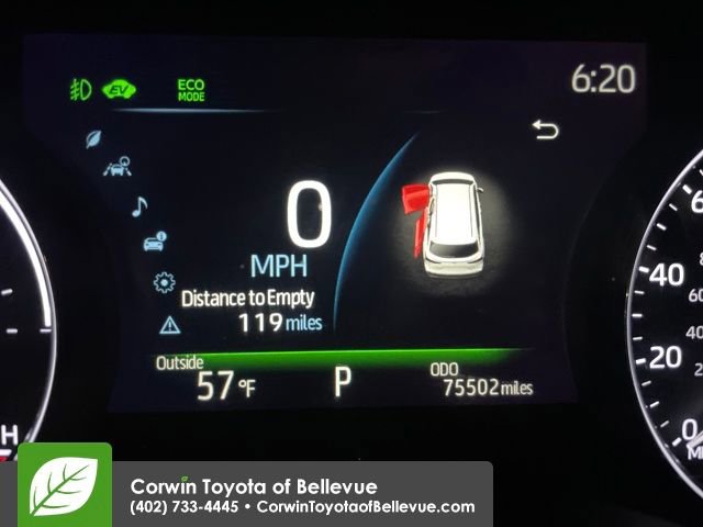 Used 2024 Toyota Sienna Limited image 16