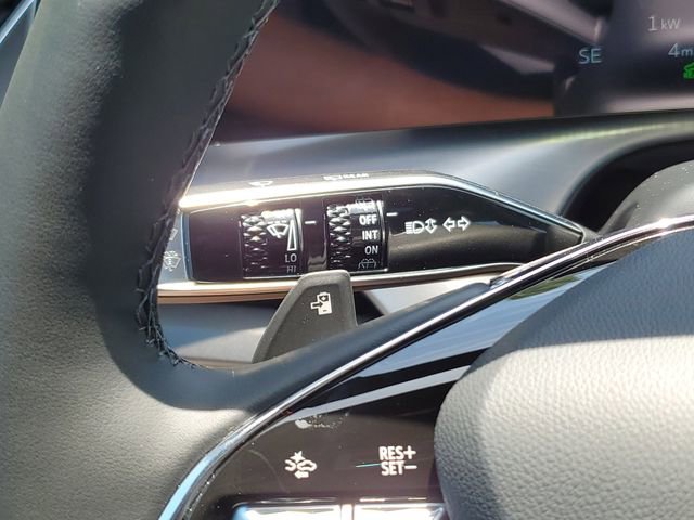 New 2026 Cadillac Vistiq Luxury image 14